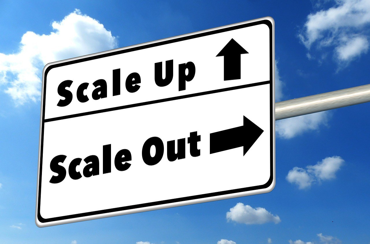 So sánh sự khác biệt giữa scale-up và scale-out các hệ thống lưu trữ